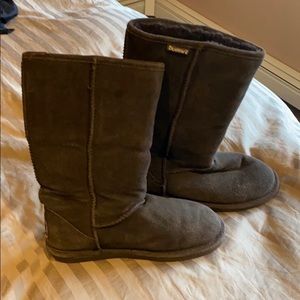 🚫🚫SOLD🚫🚫BearPaw boots